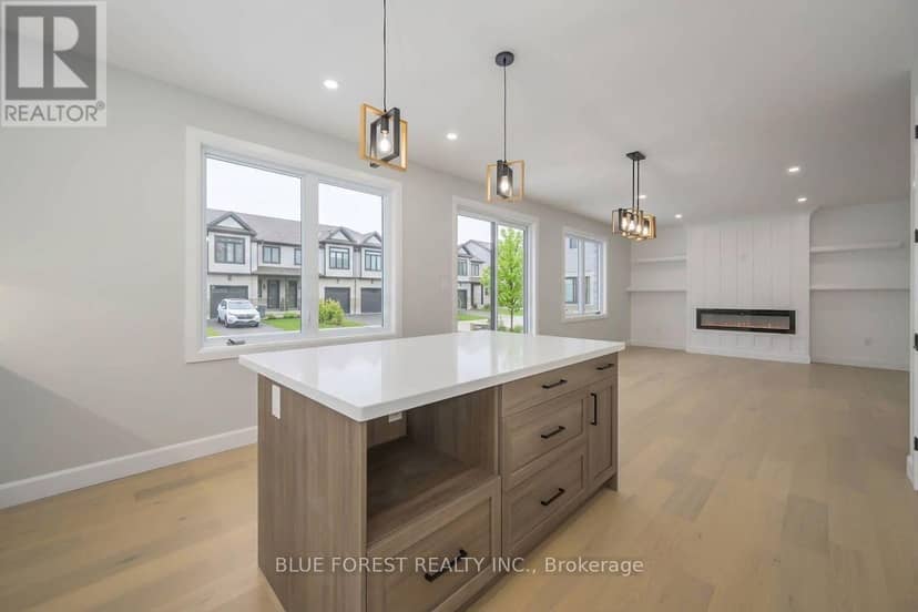 619 Lions Park Drive — photo 9 of 33