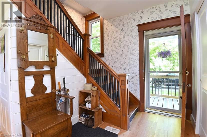 335 Haldimand Rd 12 — photo 34 of 40