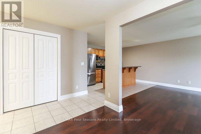 101 - 435 Walnut Street, Collingwood, photo 5