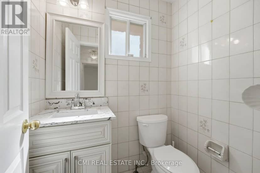 127 O'Connor Crescent — photo 26 of 40