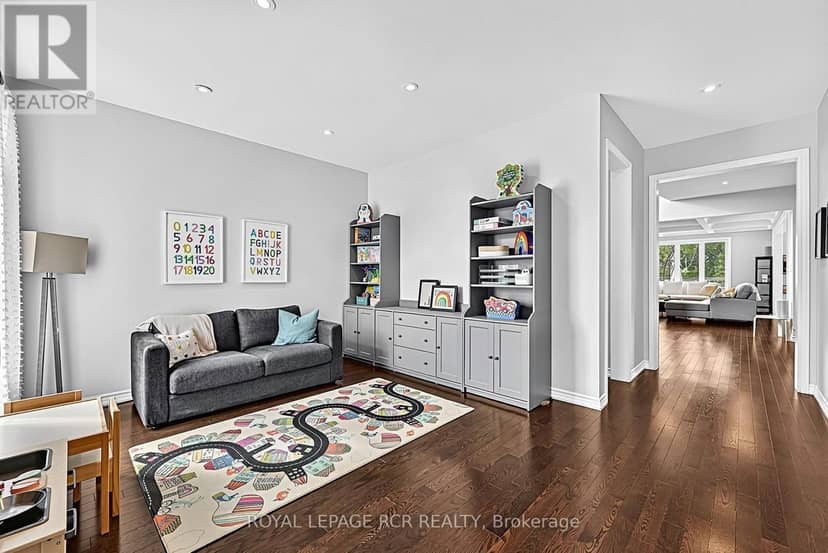 52 Hackett Street, East Gwillimbury, photo 4