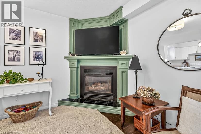 54 ARGYLE Street S Unit# 1 — photo 13 of 40