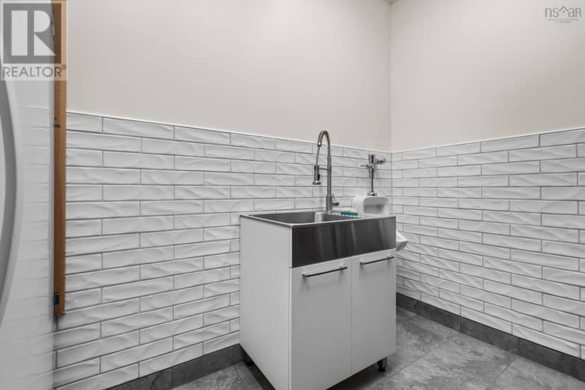 532 Oakland Road — photo 37 of 40