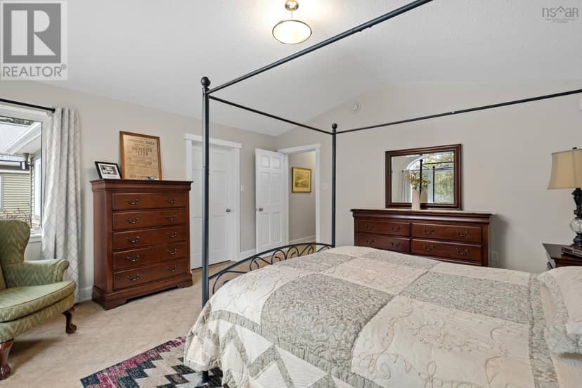 532 Oakland Road — photo 33 of 40