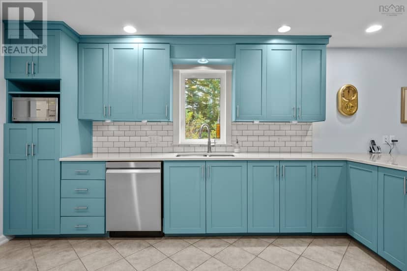 532 Oakland Road — photo 17 of 40