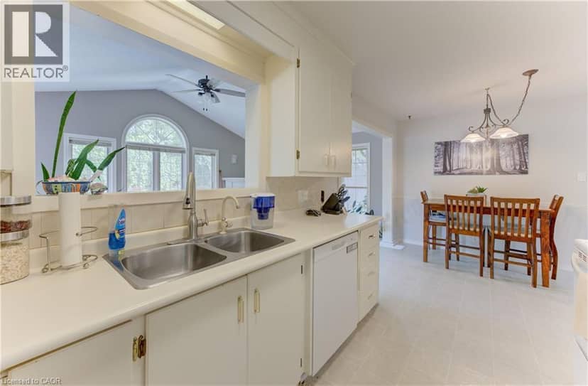 133 CORNELL Avenue — photo 11 of 40