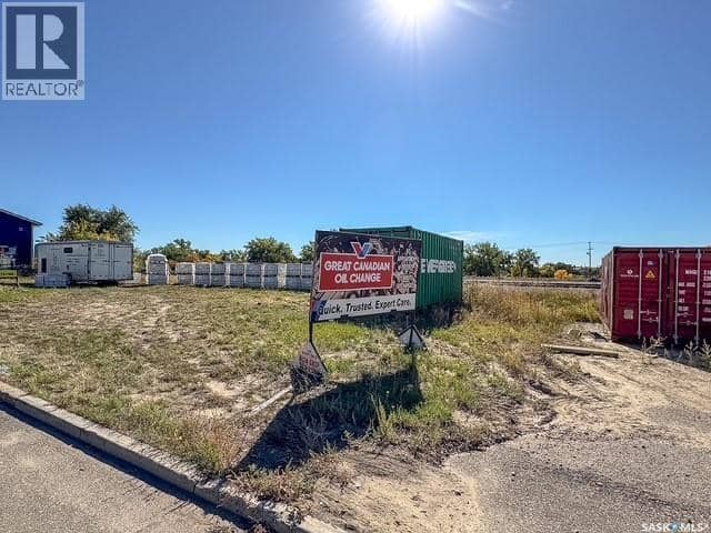 630 North Railway STREET E, Swift Current, photo 2