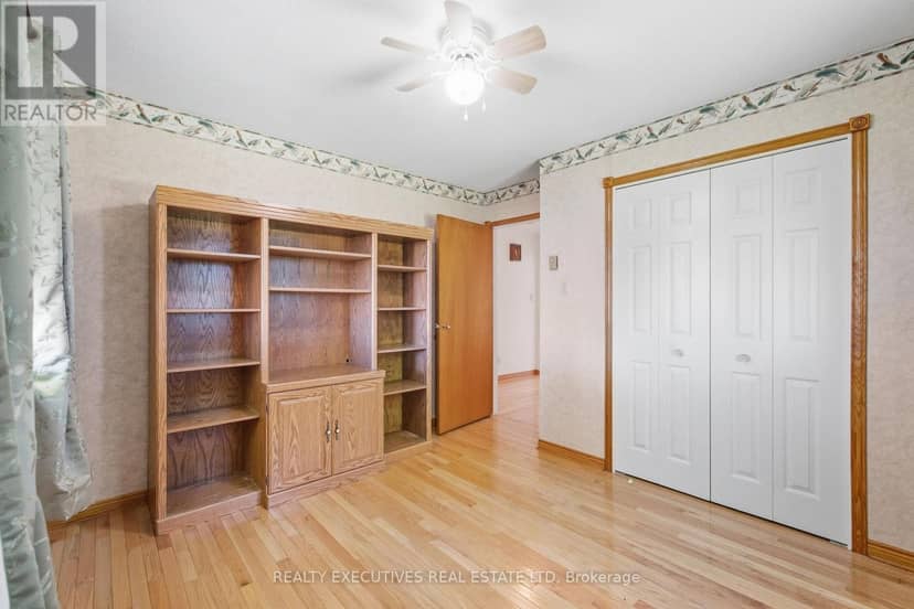 12525 Nesbitt Road — photo 16 of 40
