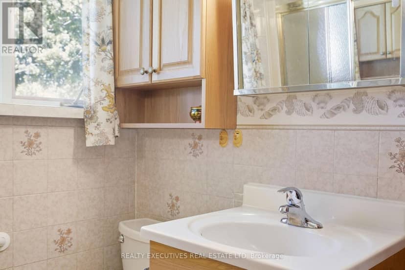 12525 Nesbitt Road — photo 18 of 40