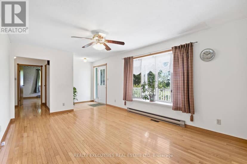 12525 Nesbitt Road, North Dundas, photo 3