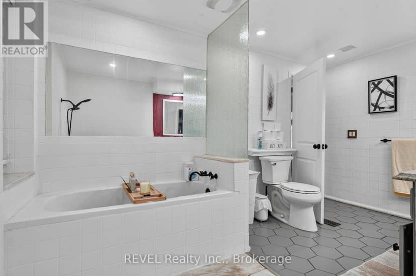 2631 Thompson Road — photo 22 of 40