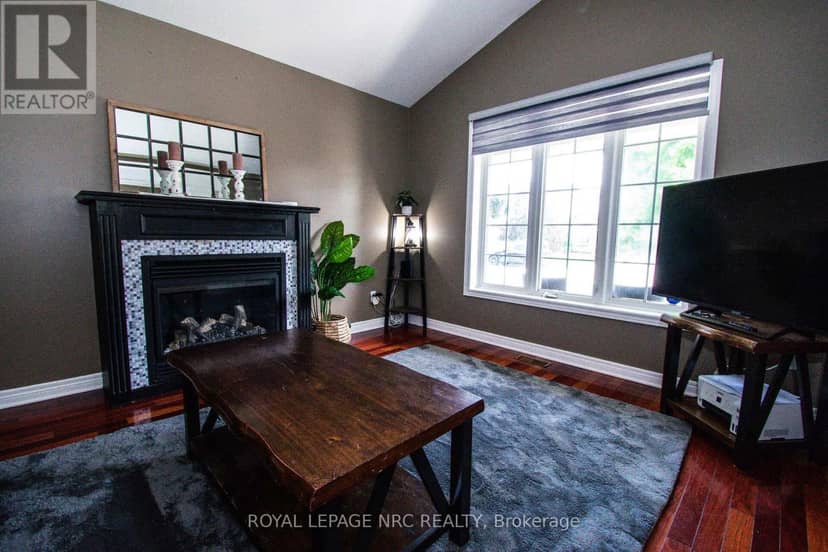 15 Arlene Street — photo 6 of 40