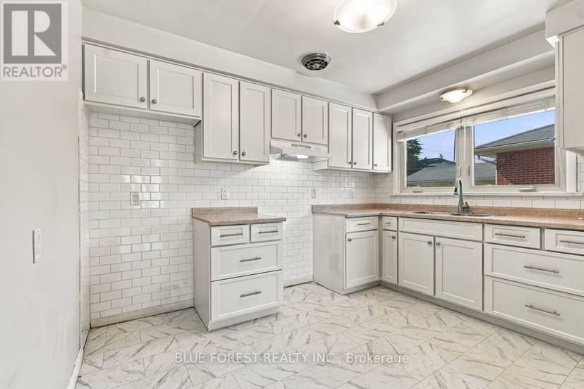 407 Vermont Avenue — photo 14 of 40