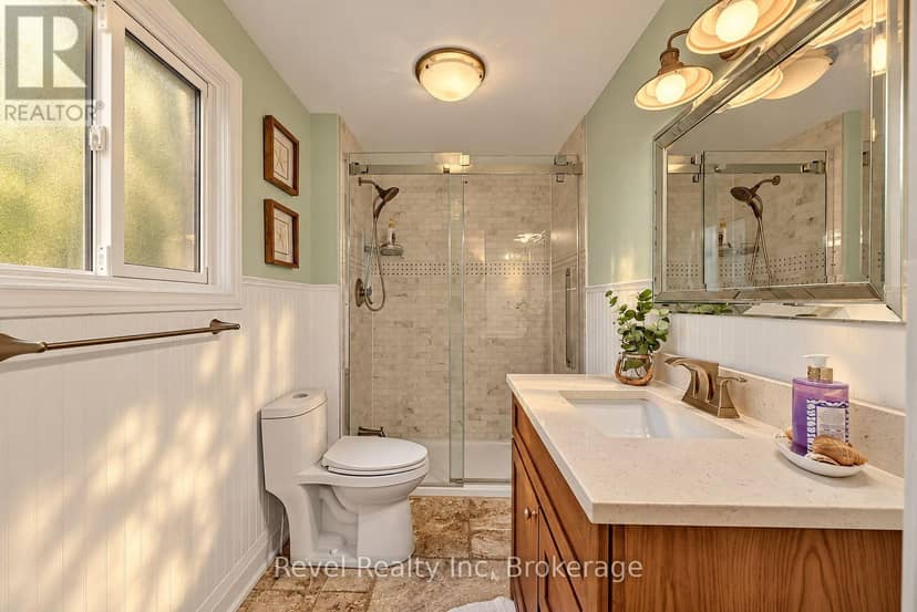 33 Greenwood Drive — photo 18 of 40