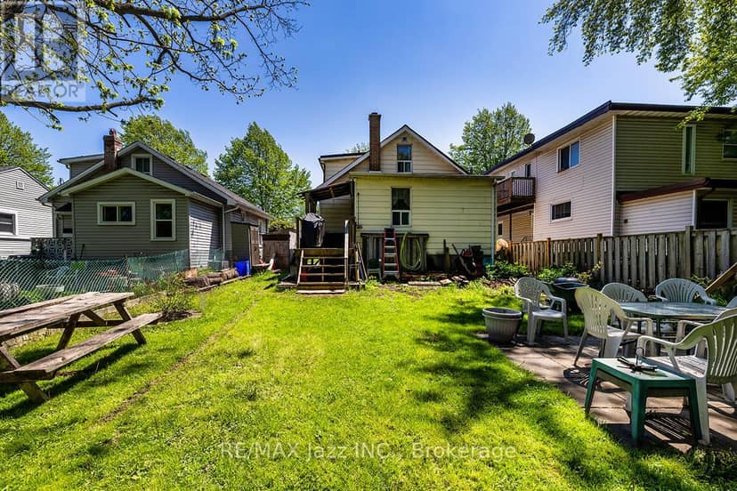 162 College Avenue — photo 23 of 24