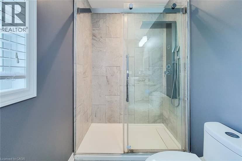 4274 SIXTH Avenue — photo 26 of 40