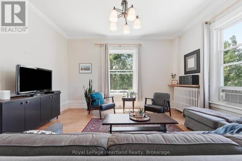 72 Colborne Street — photo 6 of 40
