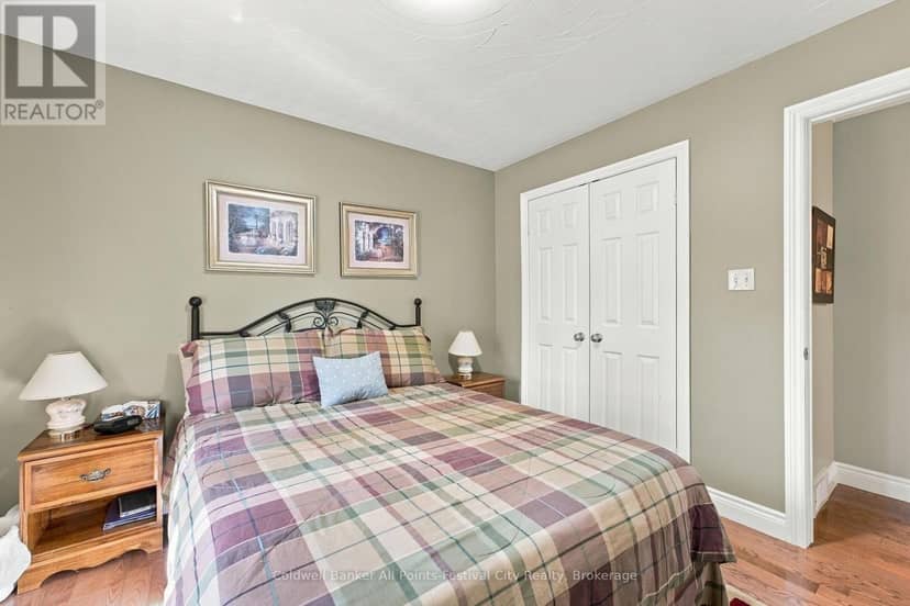 130 Brimicombe Crescent — photo 18 of 40