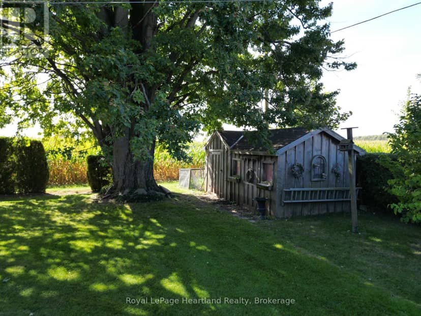 26 York Crescent — photo 35 of 35