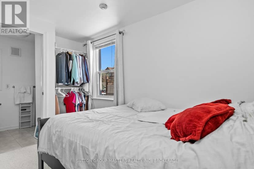 143-145 Ordnance Street — photo 10 of 40