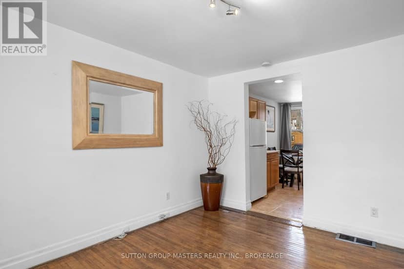 143-145 Ordnance Street — photo 25 of 40