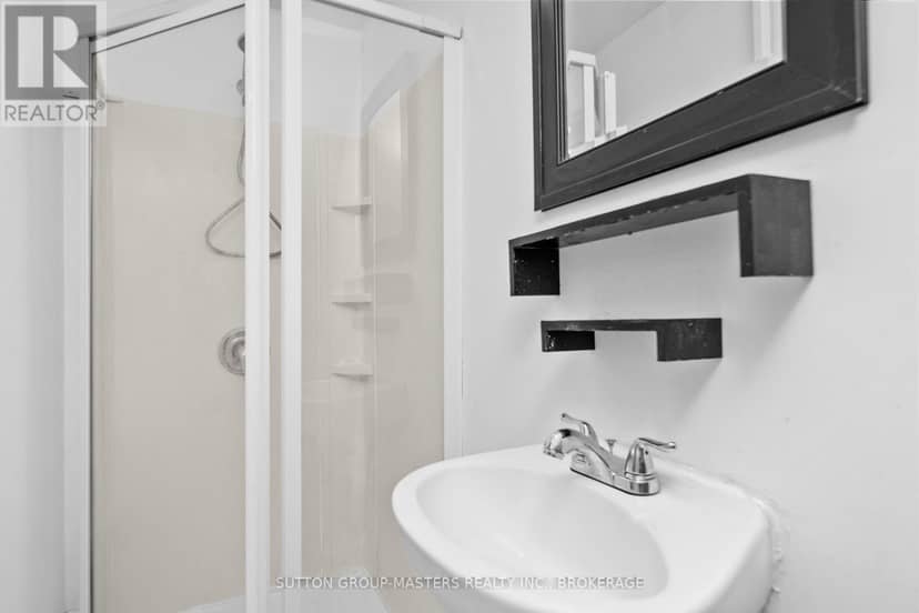 143-145 Ordnance Street — photo 29 of 40