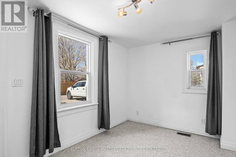 143-145 Ordnance Street — photo 32 of 40