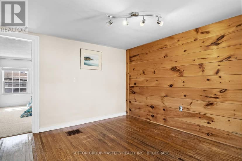 143-145 Ordnance Street — photo 35 of 40