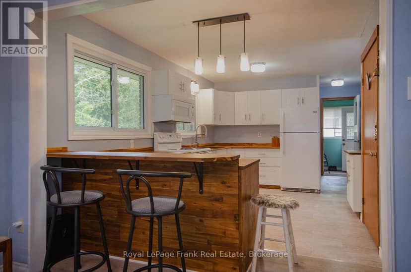 15032 Telephone Road — photo 13 of 40