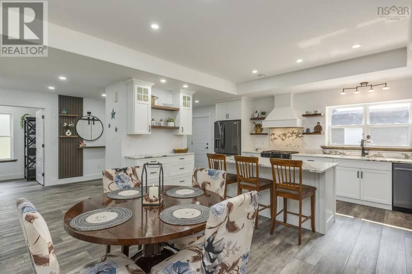 6718 1 Highway — photo 9 of 40