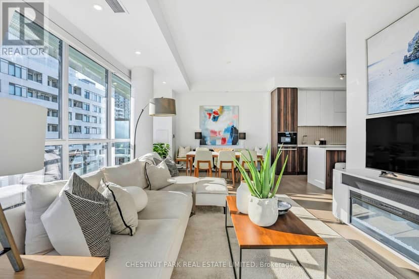 1802 - 11 Lillian Street — photo 12 of 40