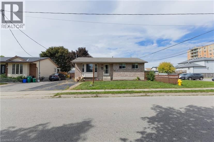 120 UNION Street S, Cambridge, photo 2
