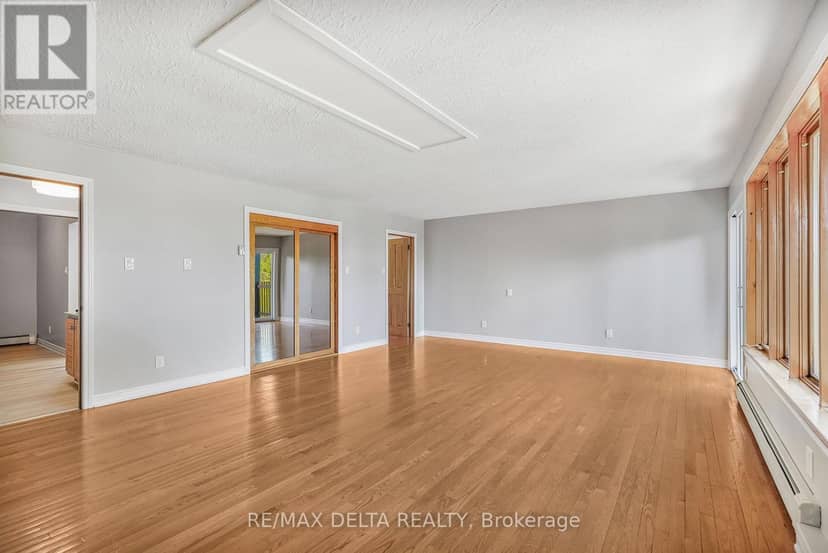 3558 Principale Street — photo 23 of 40