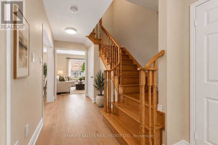 40 Blackthorn Drive — photo 5 of 40