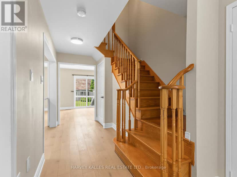 40 Blackthorn Drive — photo 6 of 40