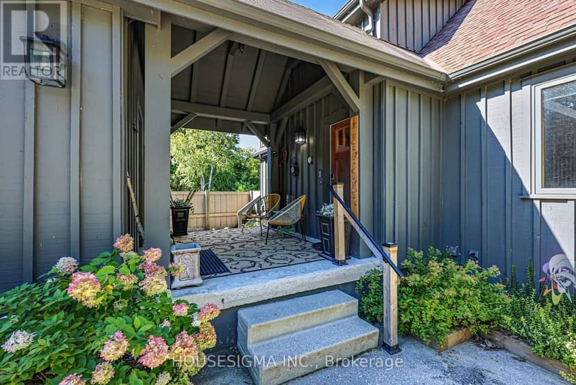 66 Islandview Crescent — photo 4 of 40