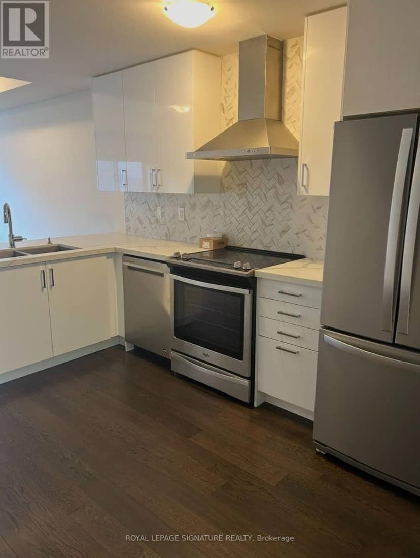 72 William Duncan Road, Toronto, photo 4