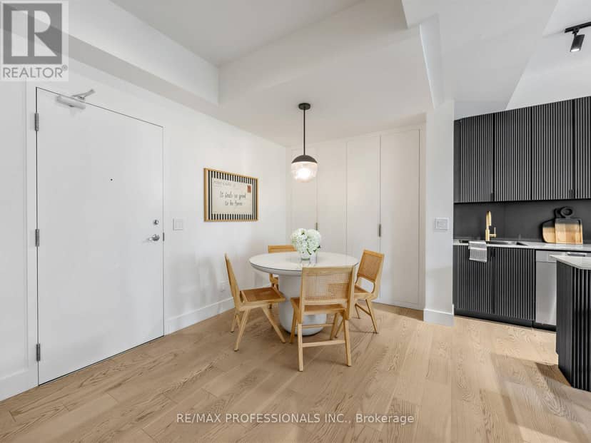 402 - 155 Legion Road N — photo 10 of 36