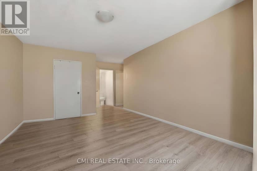 308 - 3 Lisa Street — photo 29 of 40