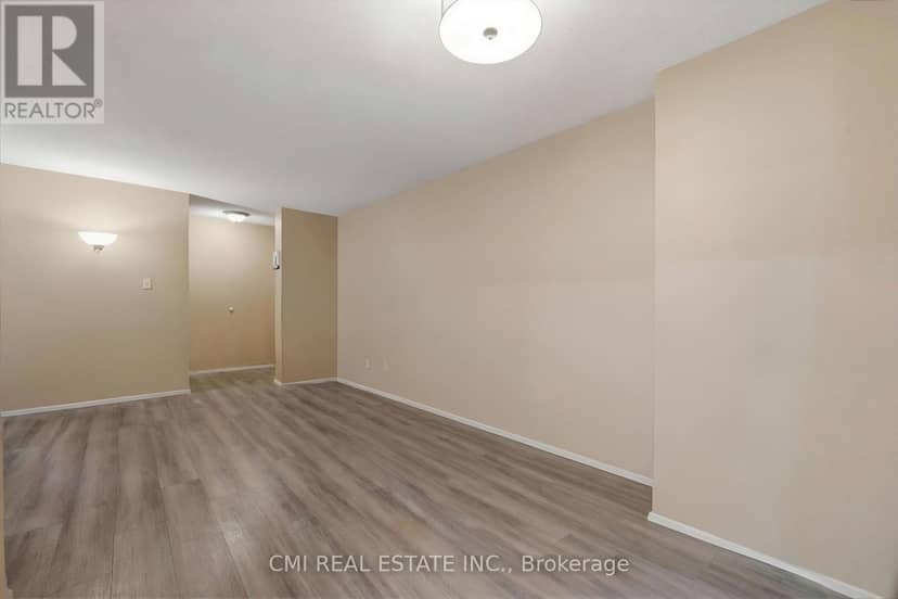 308 - 3 Lisa Street, Brampton, photo 6