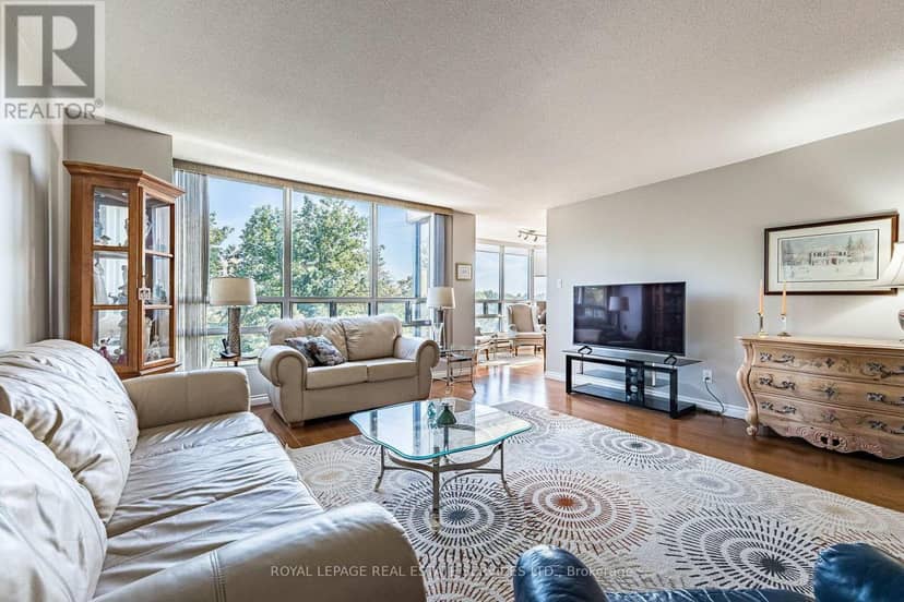 402 - 310 Mill Street S, Brampton