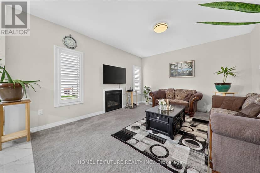 14 Lamb Avenue — photo 11 of 40