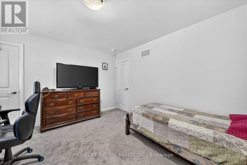14 Lamb Avenue — photo 31 of 40