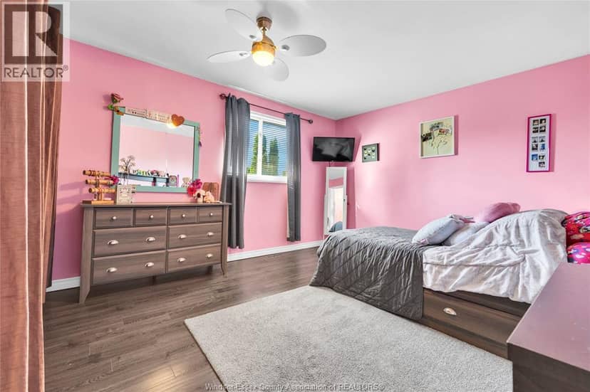 458 Desjardins Crescent — photo 19 of 40