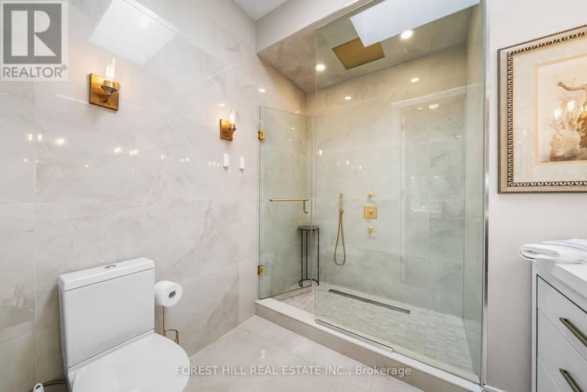 175 Ranleigh Avenue — photo 29 of 40