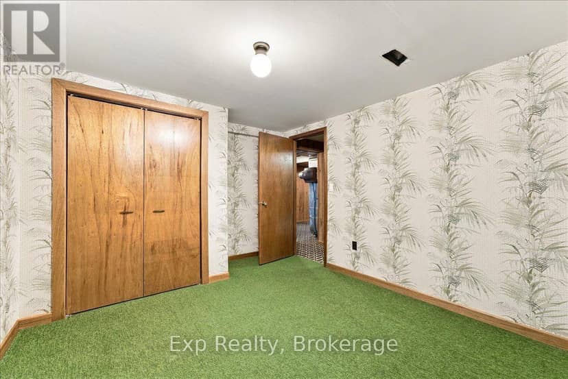 863 Wedgewood Court — photo 29 of 39