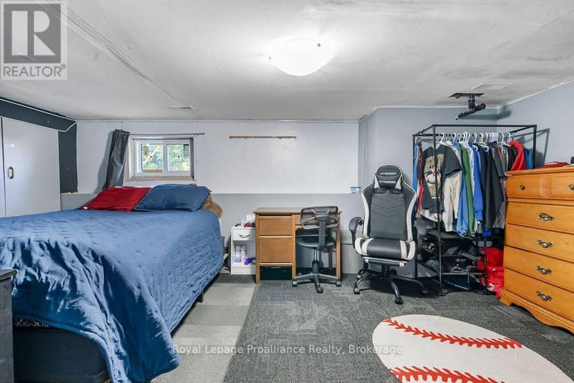 151 Stanley Street — photo 19 of 31