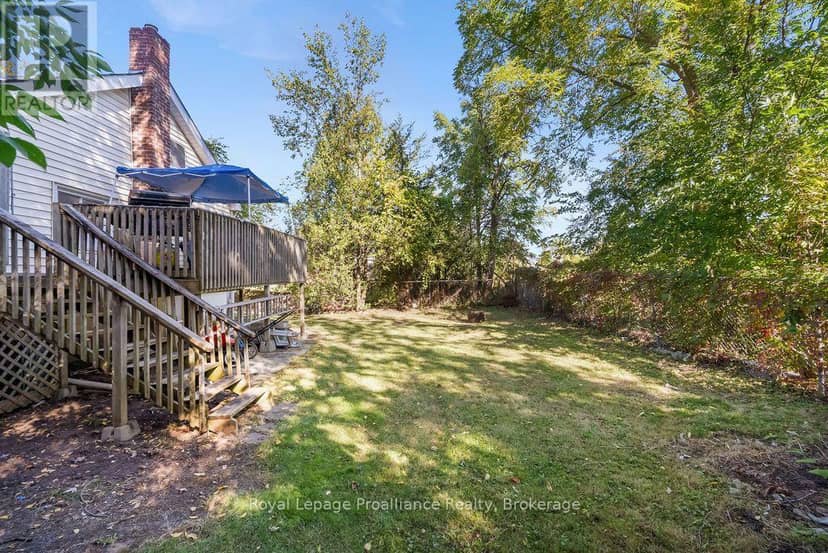 151 Stanley Street — photo 21 of 31