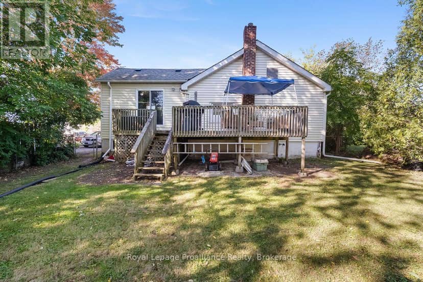 151 Stanley Street — photo 22 of 31