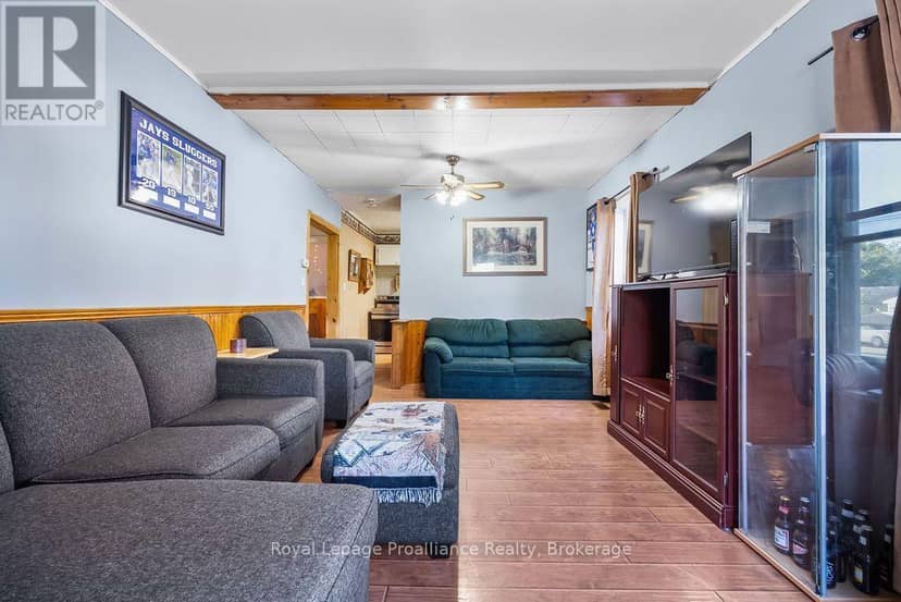 151 Stanley Street — photo 6 of 31